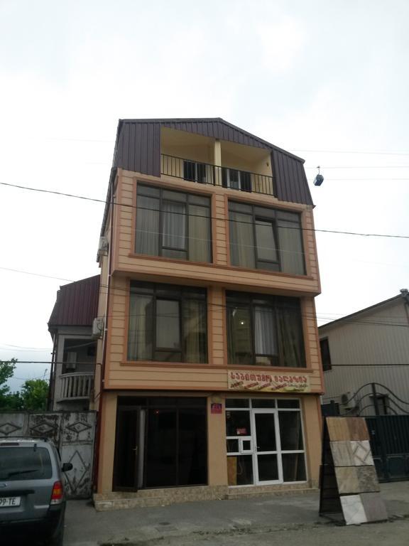 巴统 乔治大教堂旅馆酒店 外观 照片